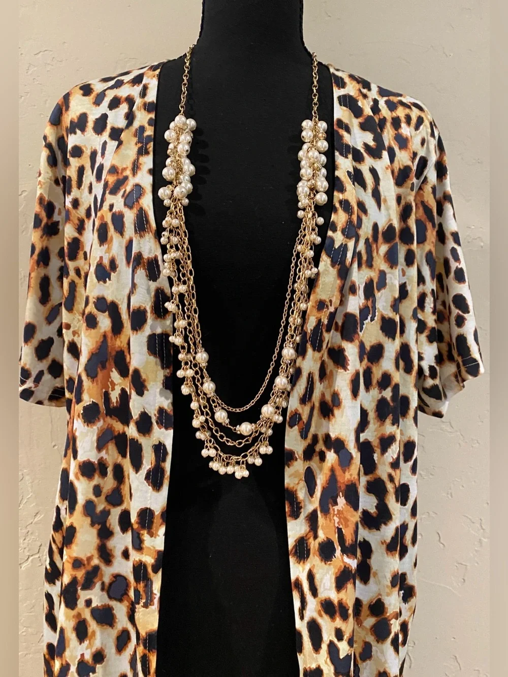 🌟Lucky & Blessed Leopard duster w/ gold tone pearl beads. Sz L both NWT. - Picture 2 of 6